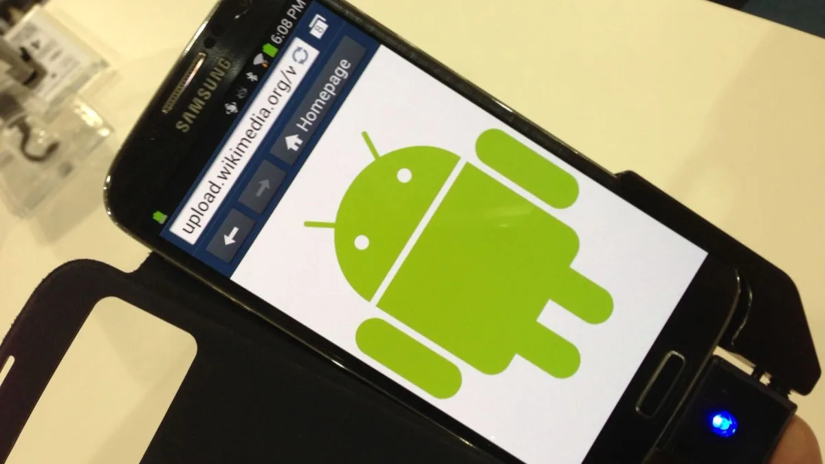 Google Play Services v26.42 Adds Android XR Glasses Pairing; Play Store 53.8 Brings Playbacks